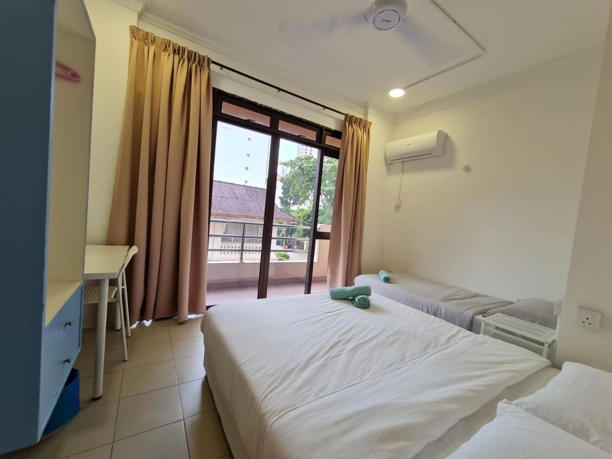 Room @ Lorong Kelawai Near To Gurney Paragon George Town Esterno foto