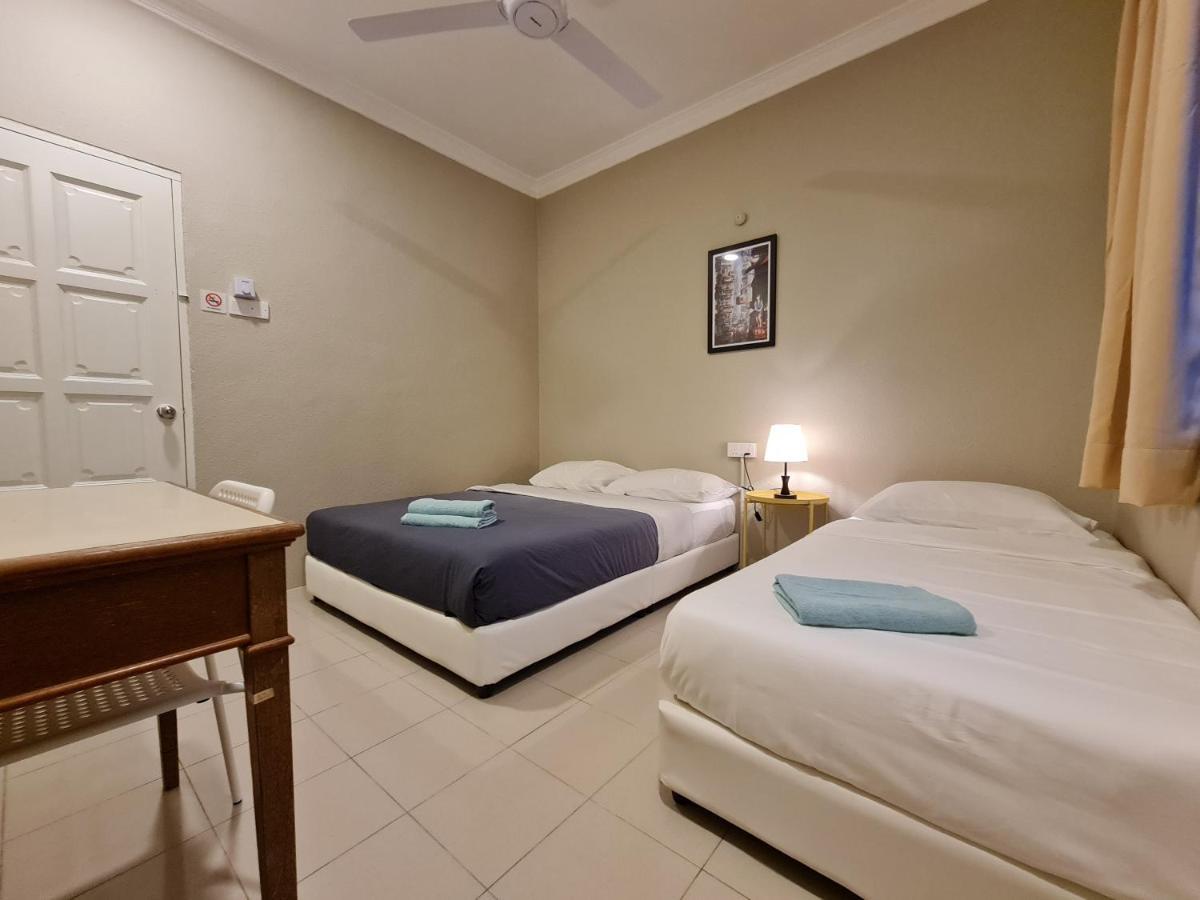 Room @ Lorong Kelawai Near To Gurney Paragon George Town Esterno foto